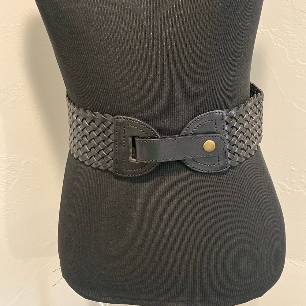 Black leather belt.
